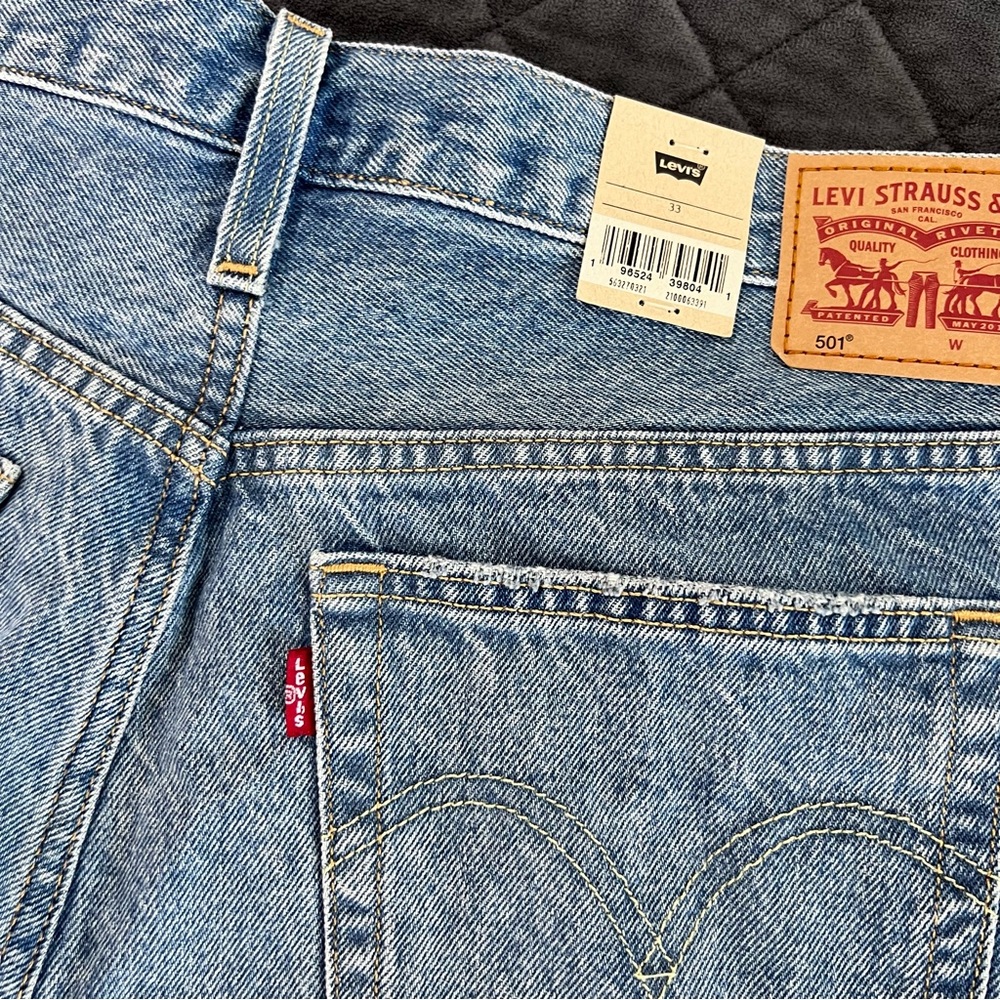 Levi's Distressed Light Blue Denim Jean Shorts - Picture 8 of 11